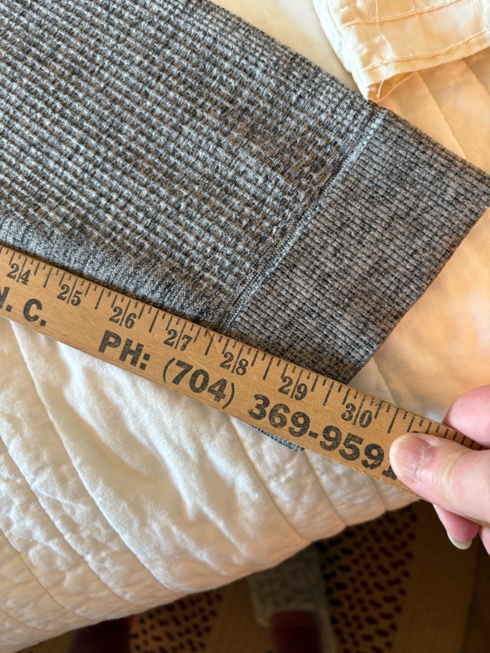 Lululemon Engineered Warmth Merino Wool Jogger Vapor/Gull Grey/Black. Size XL. - Picture 15 of 15
